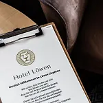 Loewen 3*