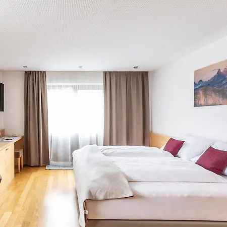 Loewen 3* Lingenau