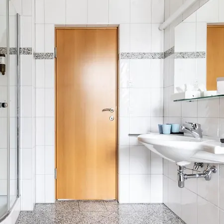 Hotel Loewen Lingenau