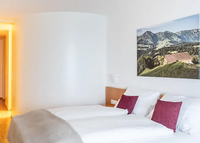 Hotel Loewen Lingenau