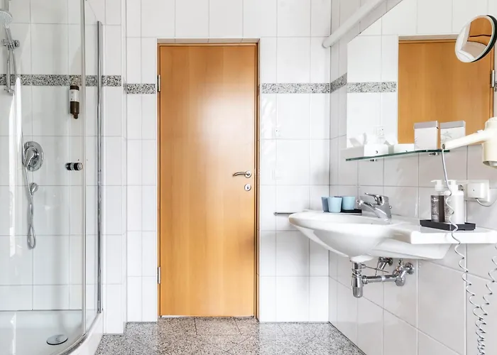 Hotel Loewen Lingenau